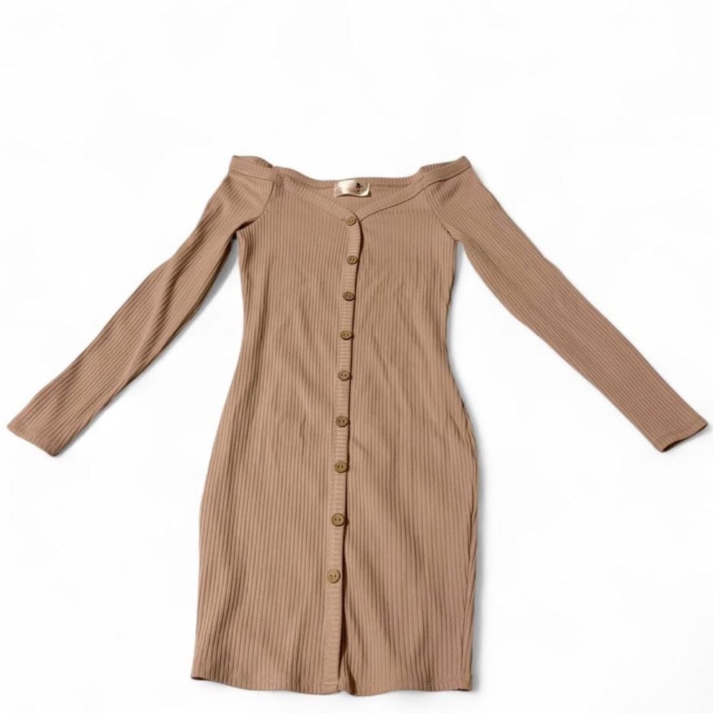 Ribbed Off-Shoulder Button-Front Dress in Camel